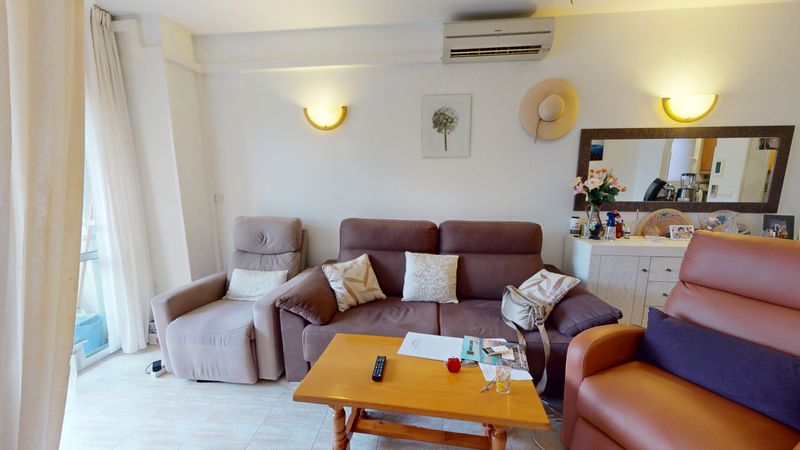 Reserva – Apartamento de 2 habitaciones en una zona privilegiada